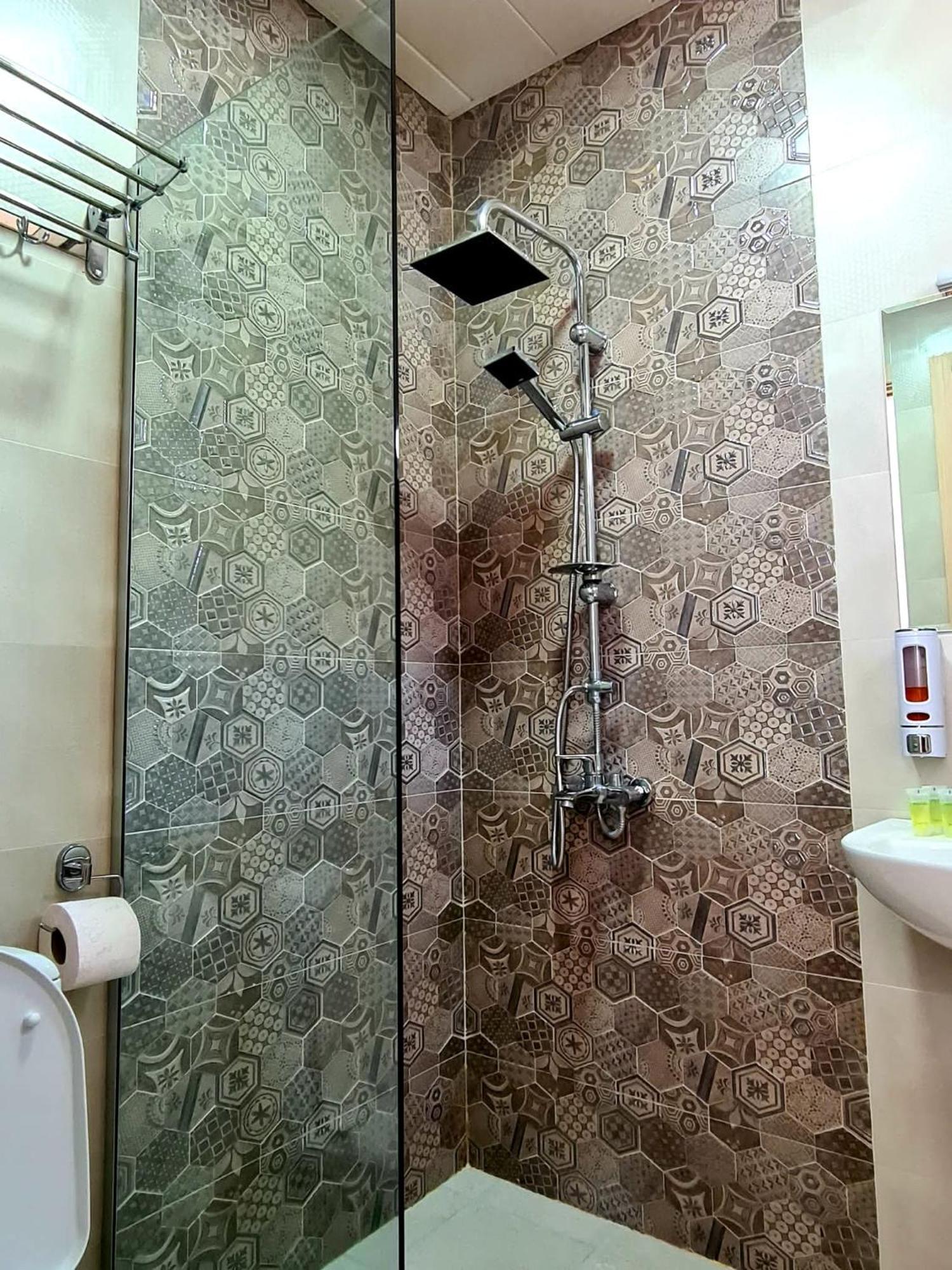 Baqari Inn คัซเบกี ห้อง รูปภาพ