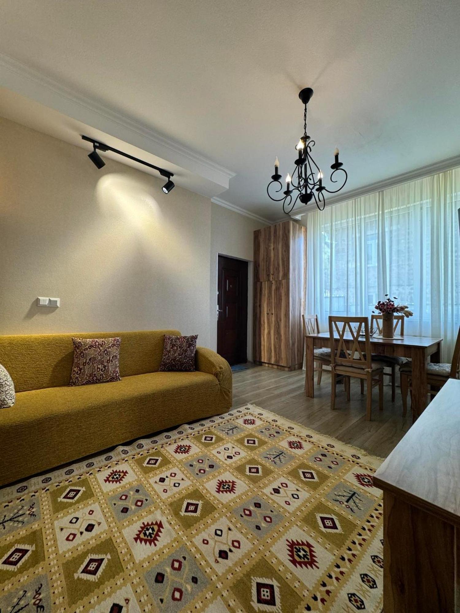 Baqari Inn คัซเบกี ภายนอก รูปภาพ